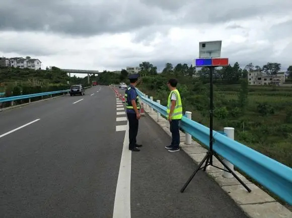 郴州高速公路钢护栏
