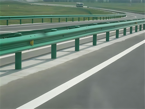 郴州高速护栏板守护安全广泛应用于多个行业
